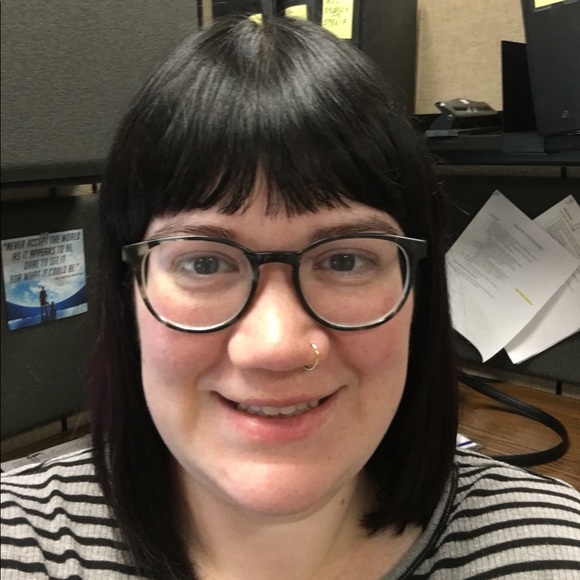 Meet your Posher, Heather - Picture 1 of 1